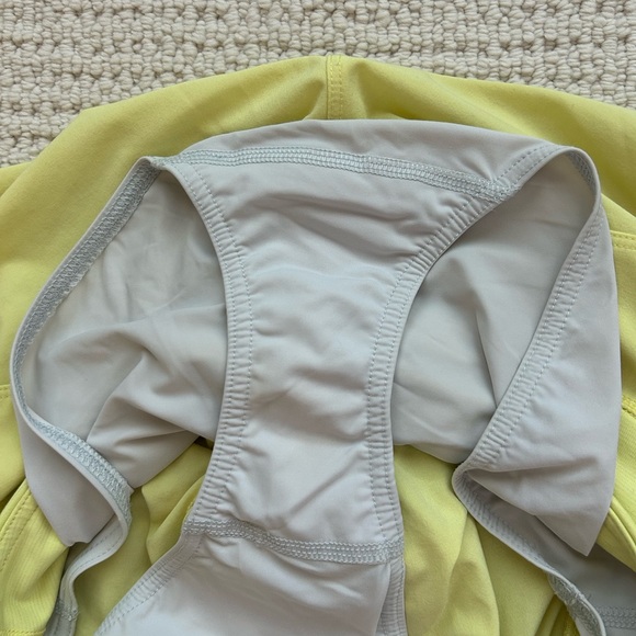 Yellow Outdoor Voices Hudson Short 4” Inseam - Picture 5 of 5